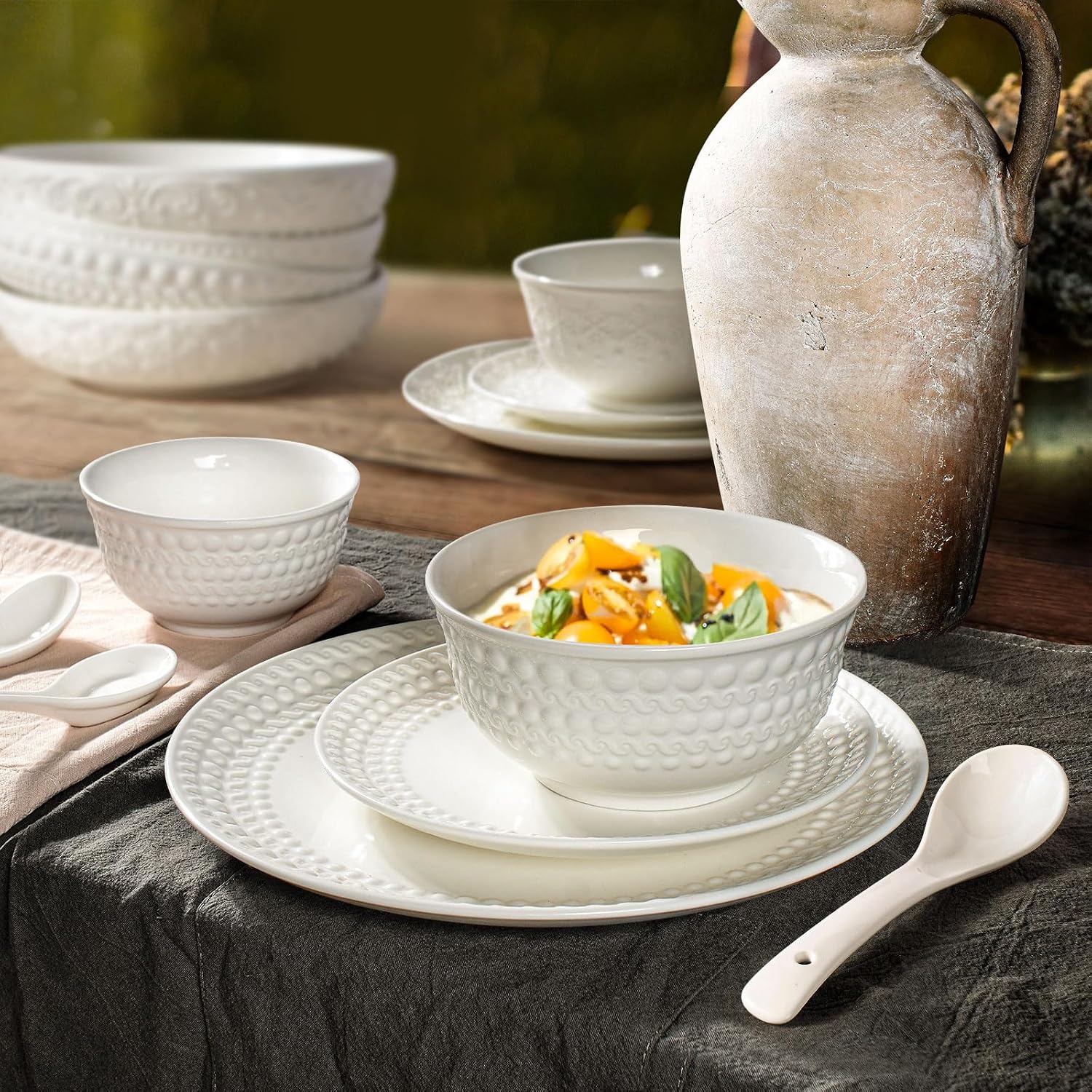 White Embossed 16-Piece Porcelain Dinnerware Set